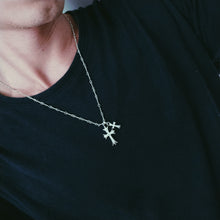 Load image into gallery viewer Cubic Zirconia Cross Necklace 高碳鑽純銀雙十字架頸鏈
