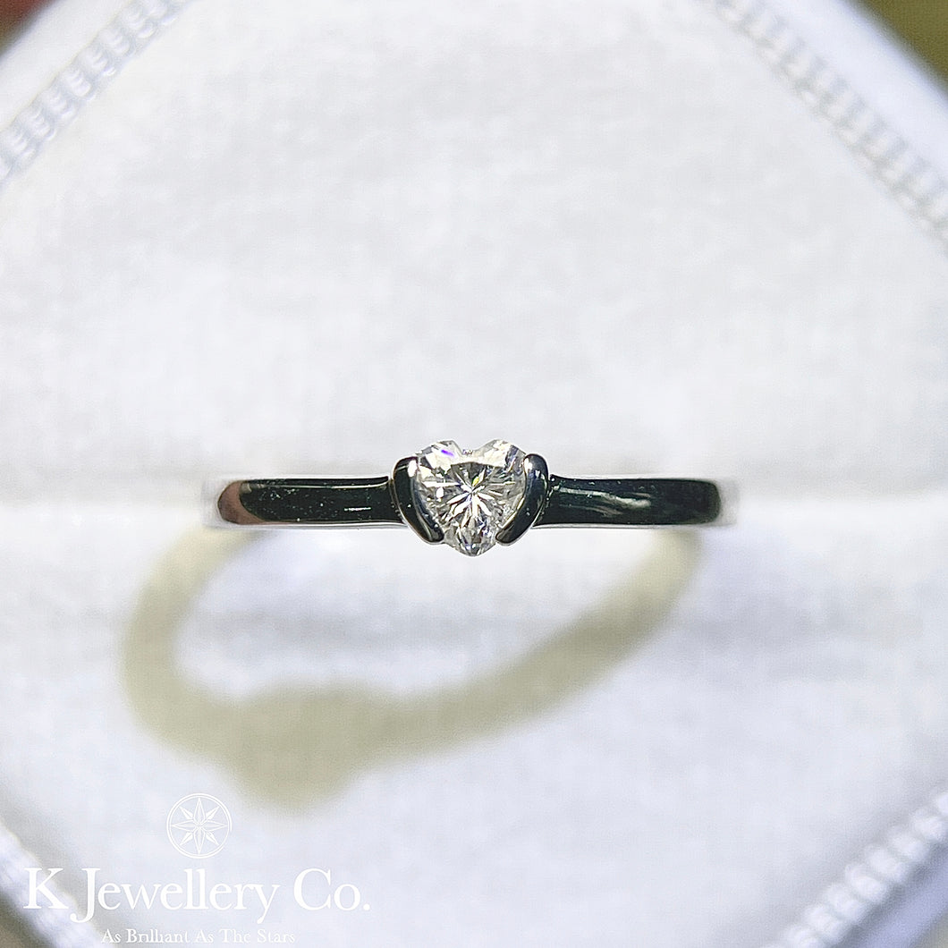 Moissanite Heart Ring Moissanite simple love ring