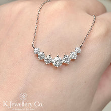 將圖片載入圖庫檢視器 Moissanite Smile Necklace 莫桑石七星微笑頸鏈
