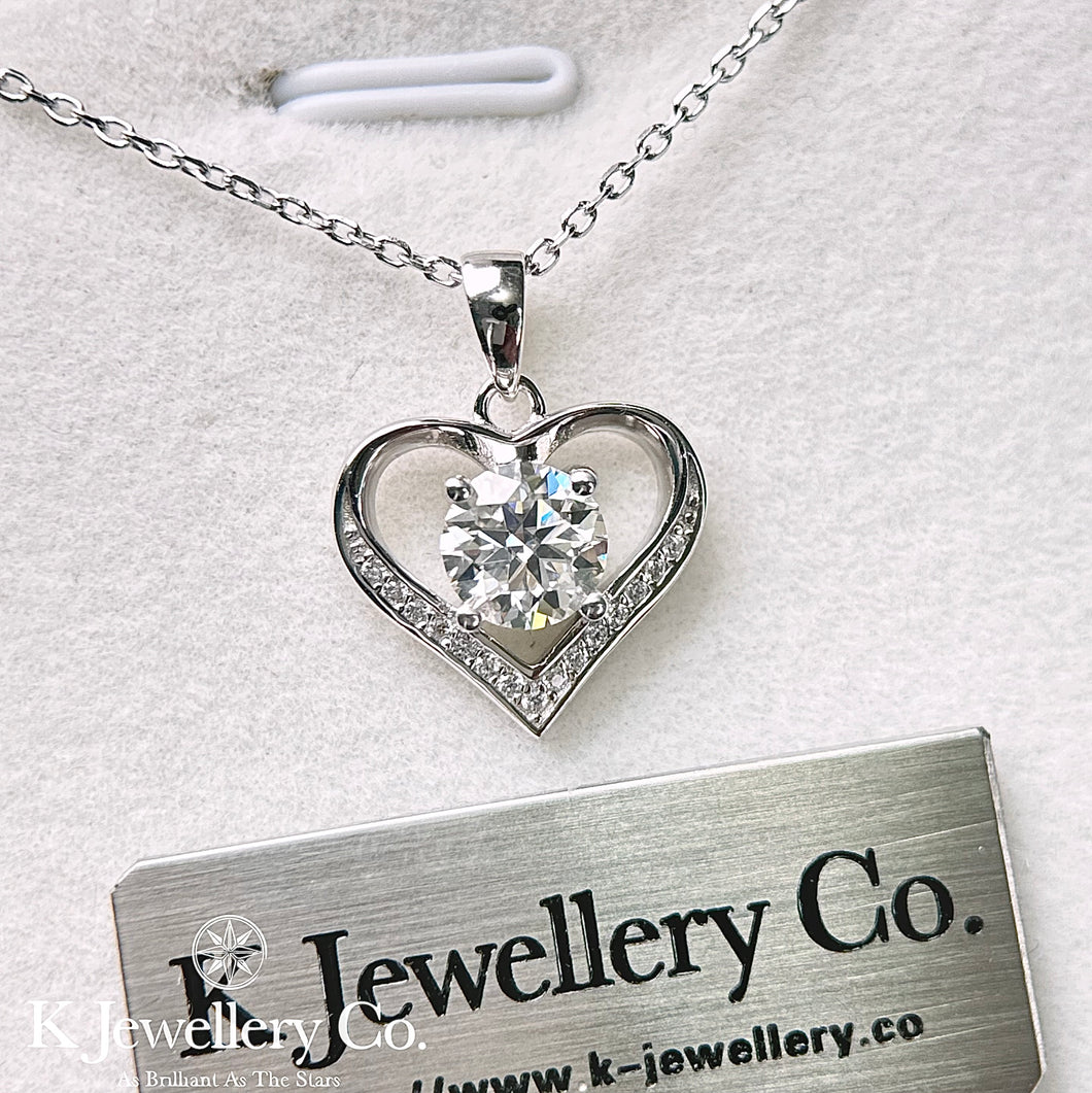 Moissanite Heart Necklace 莫桑石傾心頸鏈