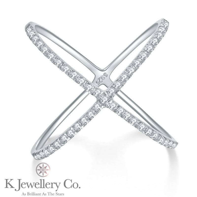 Moissanite Cross Ring 莫桑石交叉戒指