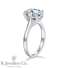 Load image into gallery viewer Moissanite 2.5ct Oval Ring Moissanite oval 2.5 carat ring 
