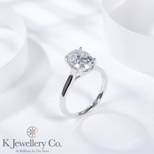 Load image into gallery viewer Moissanite 2.5ct Oval Ring Moissanite oval 2.5 carat ring 
