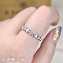 將圖片載入圖庫檢視器 Moissanite Laced Full Paved Ring 莫桑石蕾絲邊全鑽戒指
