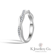 Load image into gallery viewer Moissanite Twisted Stacking Ring 莫桑石波浪型排戒
