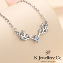 將圖片載入圖庫檢視器 Moissanite Deer Necklace 莫桑石小鹿頸鏈
