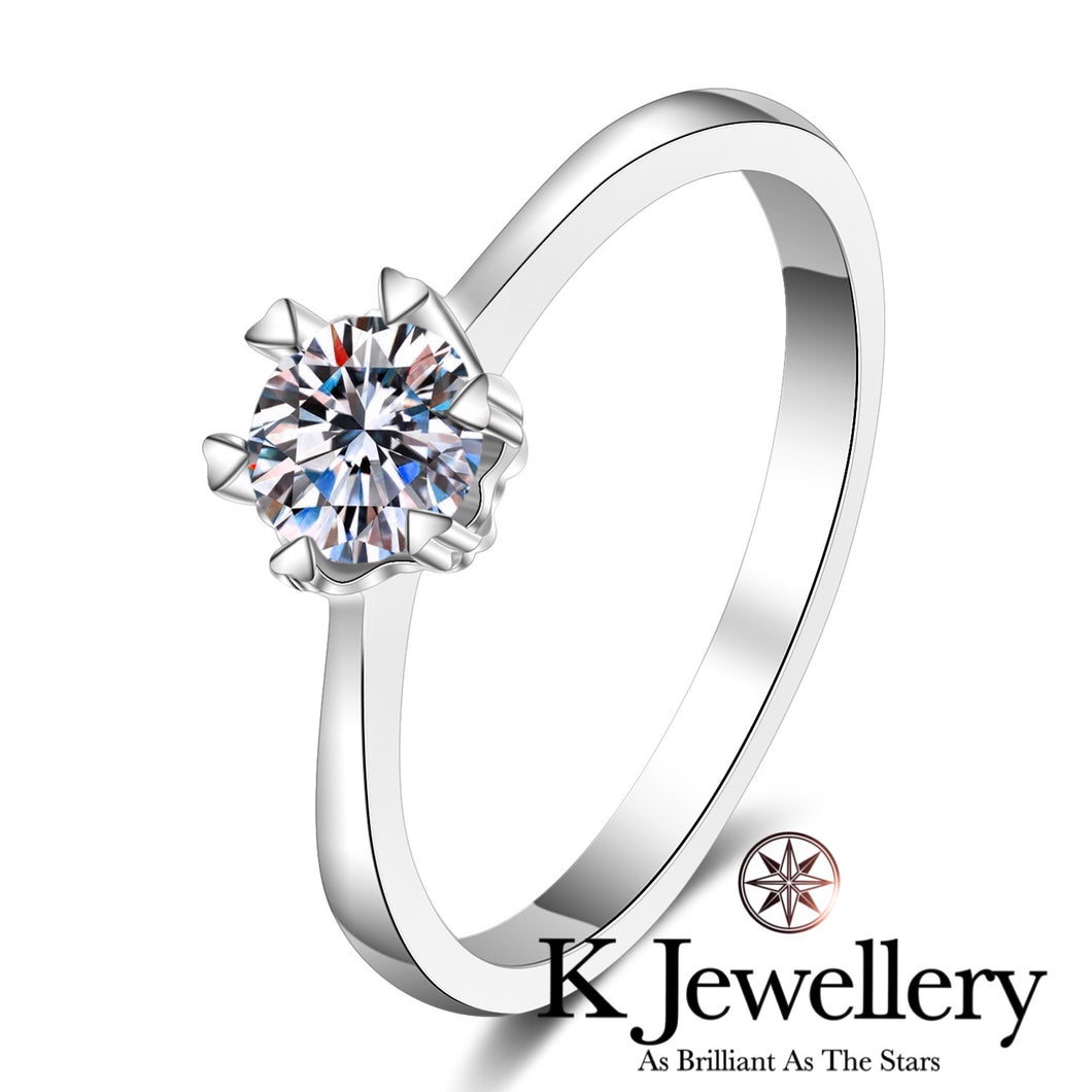 Moissanite Six Heart Prong Ring Moissanite heart-shaped six-prong ring