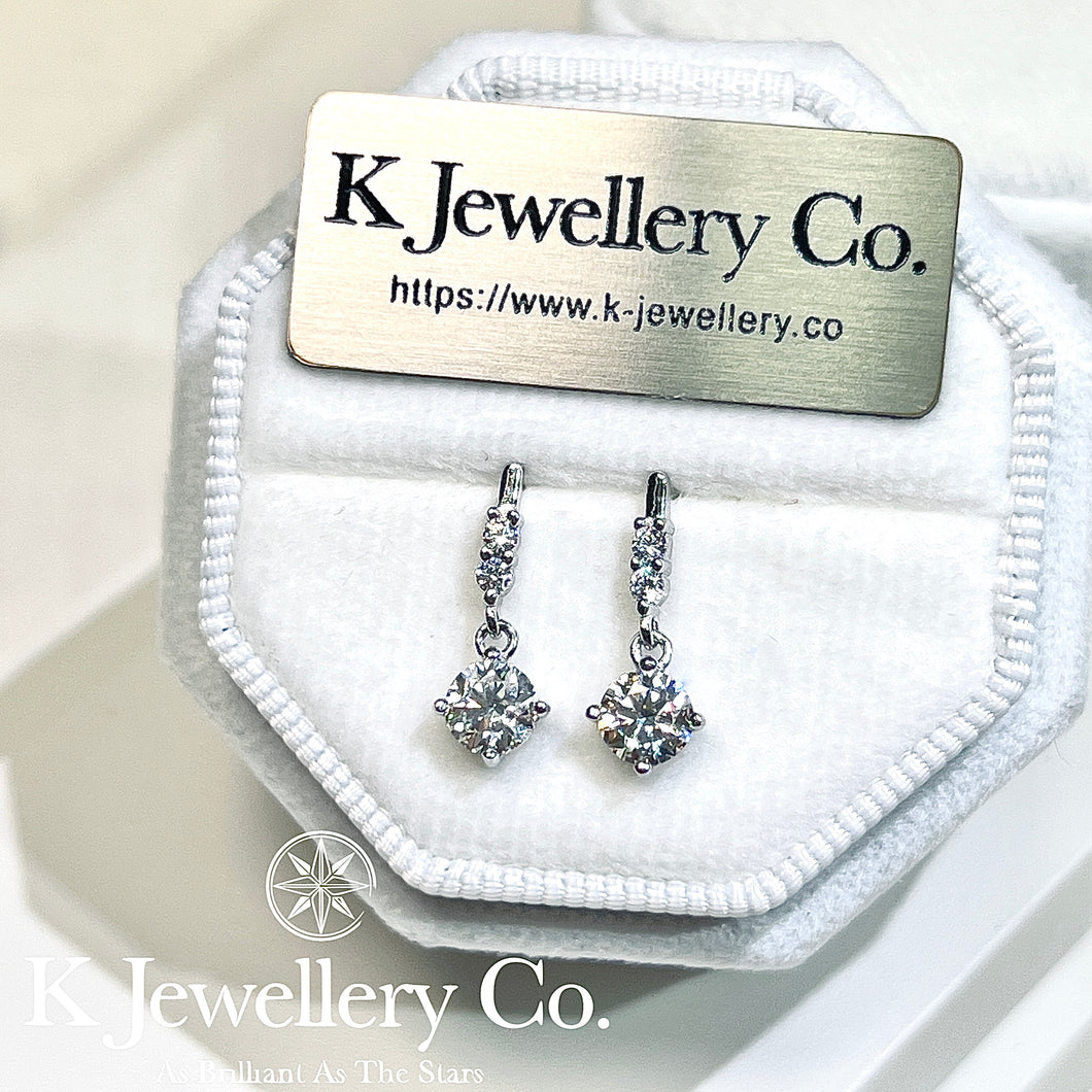 Moissanite Four Prong Earrings 莫桑石四爪吊耳環